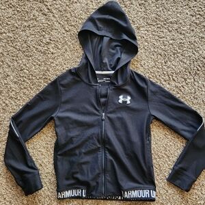 Black Youth medium Under Armour heat gear sweatshirt.
